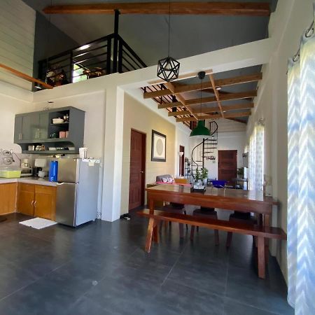 Laguna Loft - accredited accomodation Villa Mambajao Esterno foto