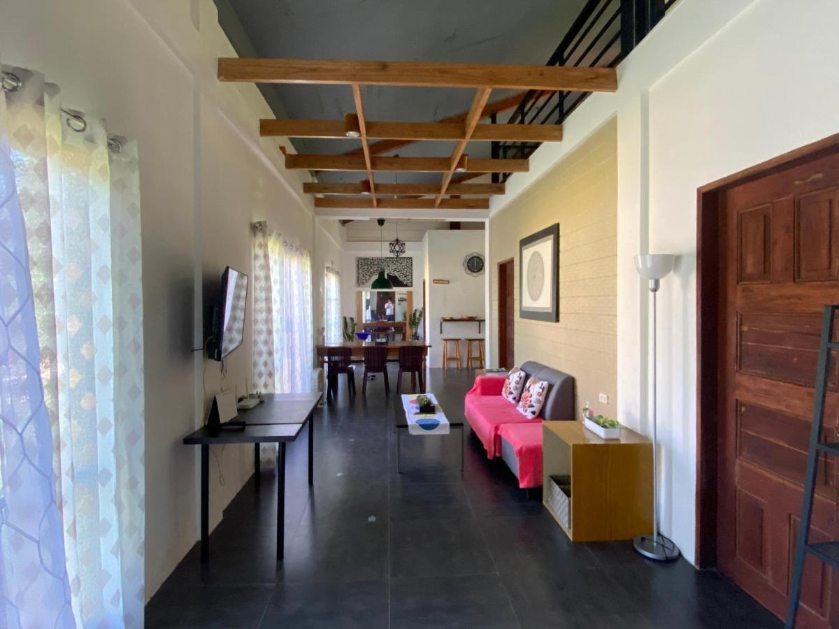 Laguna Loft - accredited accomodation Mambajao Esterno foto
